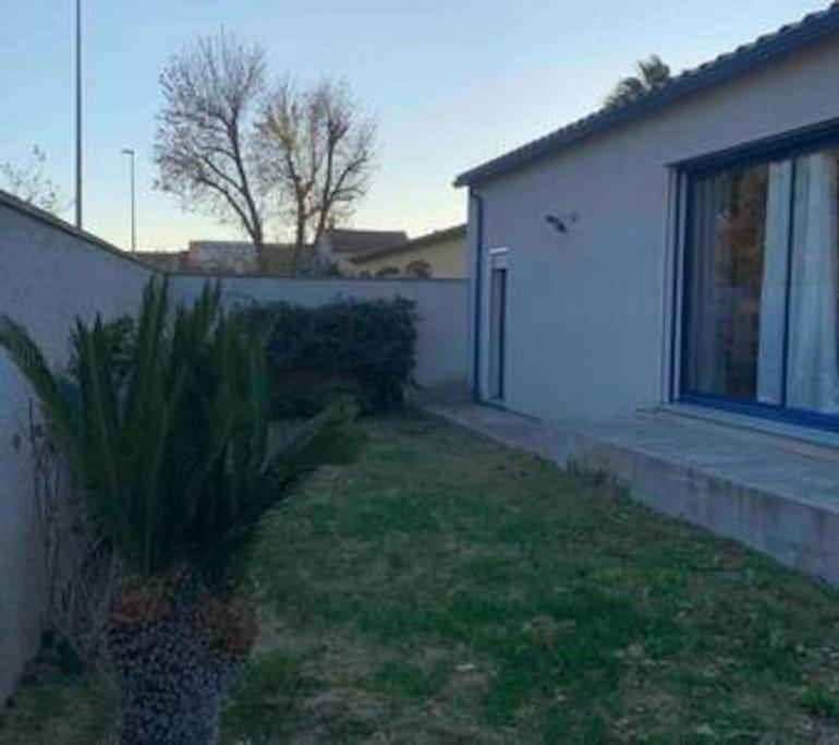 Jolie Maison Jardin Piscine